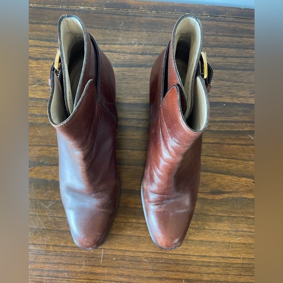 Bally, 8, designer brown leather women’s ankle boots with buckle and small heel - Picture 3 of 8